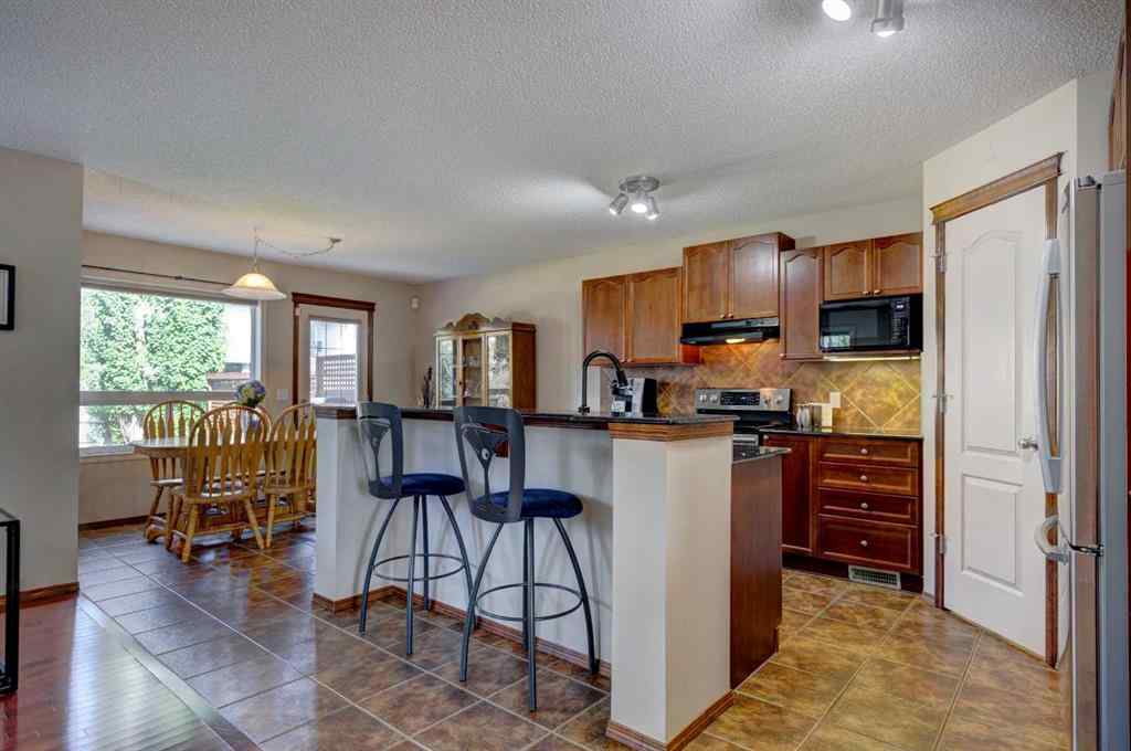 MLS® A2258399 - 78 Cougarstone Close SW in Cougar Ridge Calgary, Residential