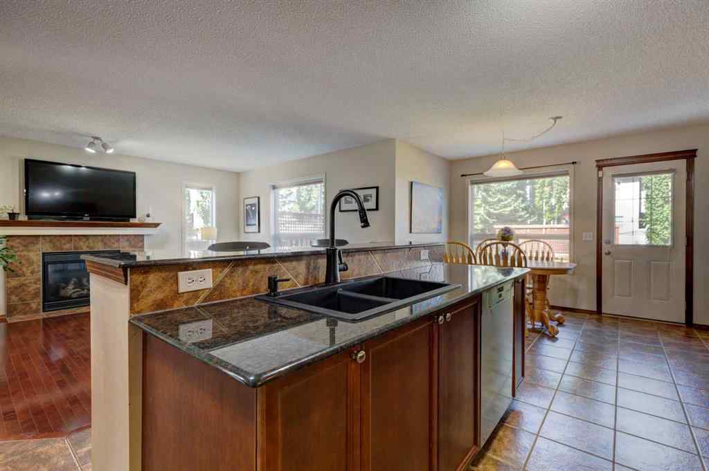 MLS® A2258399 - 78 Cougarstone Close SW in Cougar Ridge Calgary, Residential