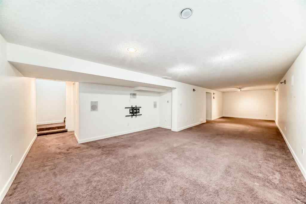 MLS® A2258402 - 4139 Bowlen Street NW in Brentwood Calgary, Residential