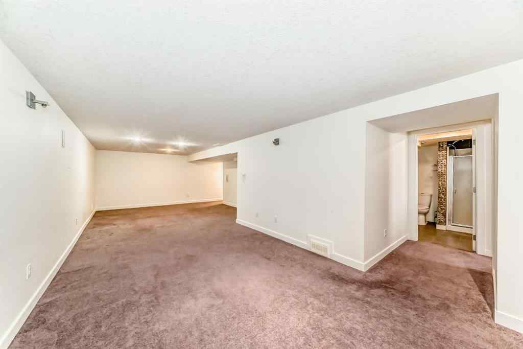 MLS® A2258402 - 4139 Bowlen Street NW in Brentwood Calgary, Residential