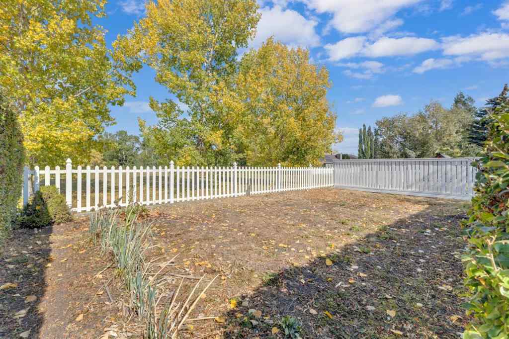 MLS® A2258410 - 6018 58 Street   in NONE Olds, Residential