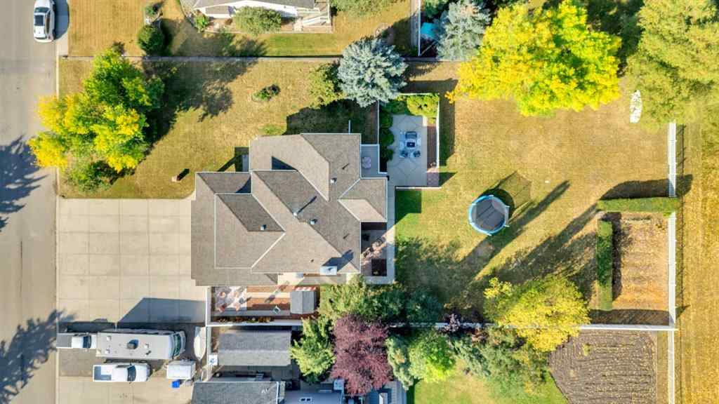 MLS® A2258410 - 6018 58 Street   in NONE Olds, Residential