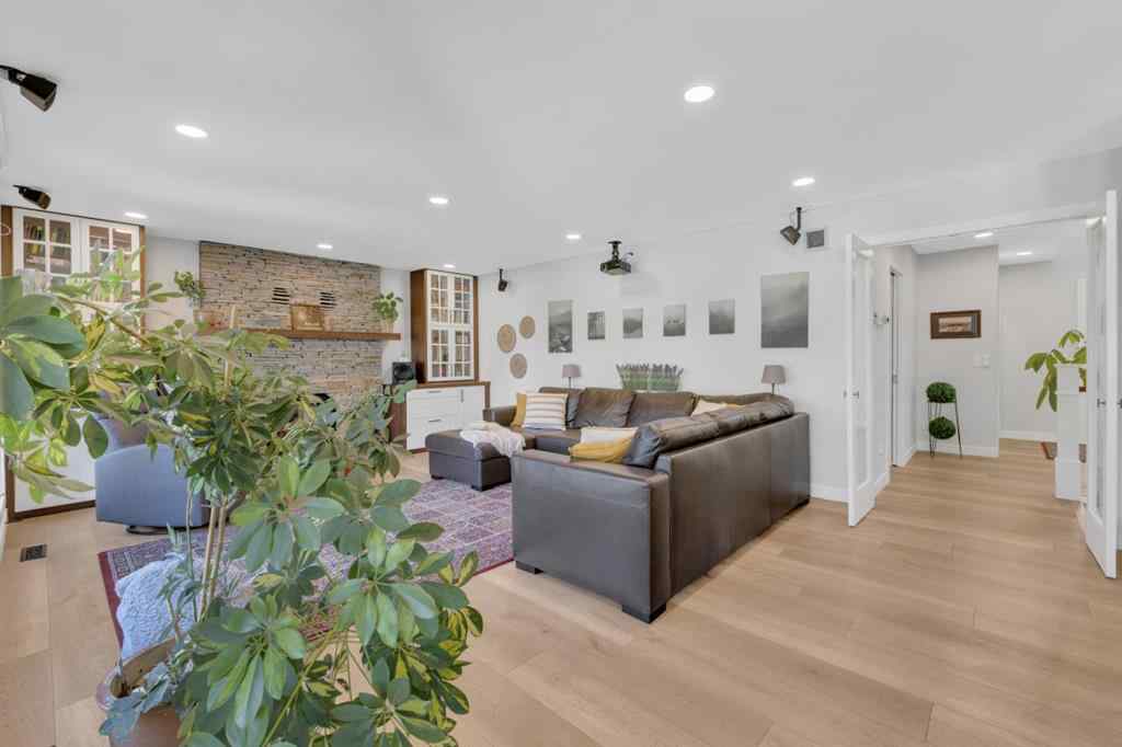 MLS® A2258410 - 6018 58 Street   in NONE Olds, Residential