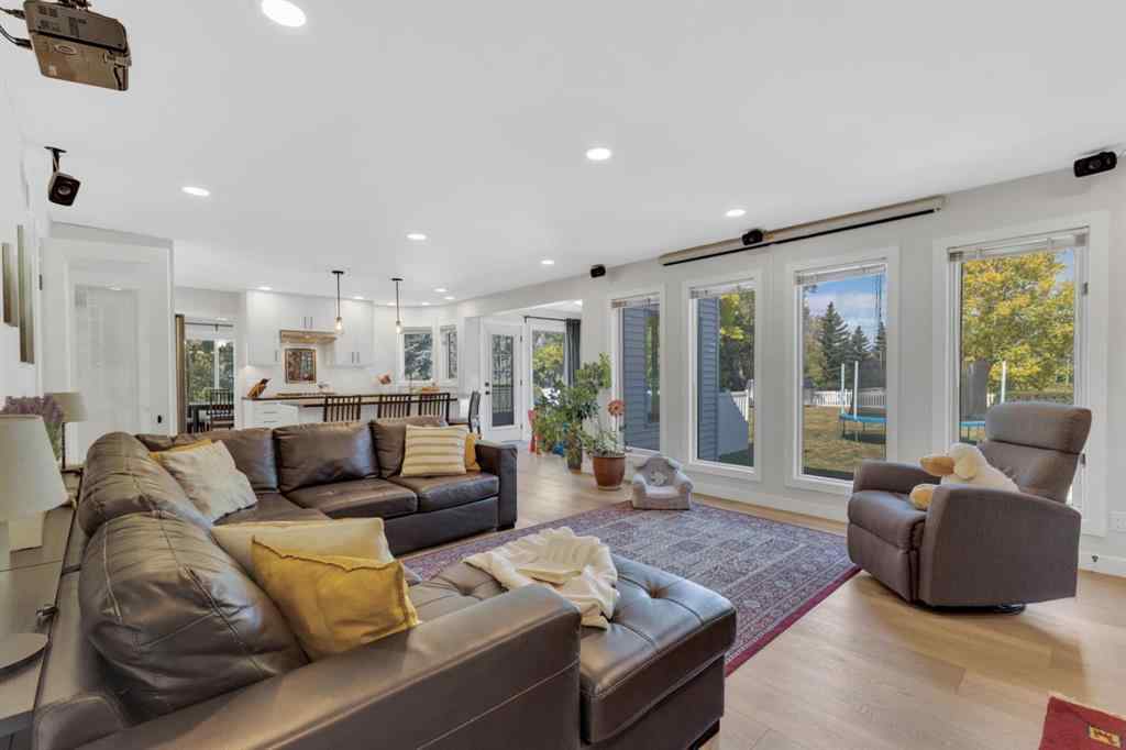 MLS® A2258410 - 6018 58 Street   in NONE Olds, Residential