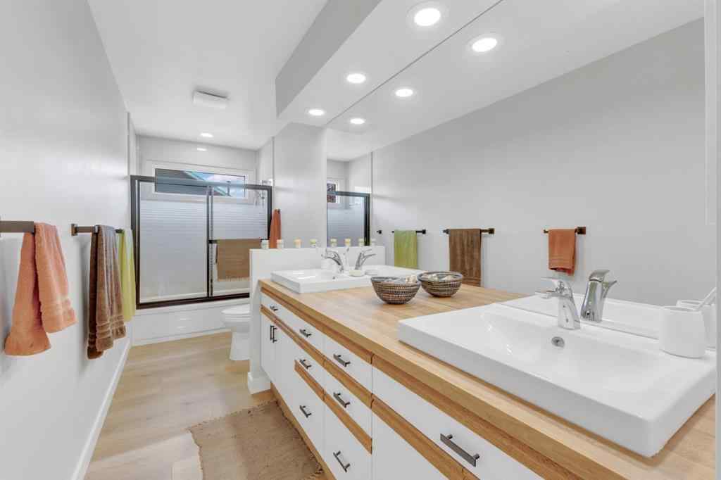 MLS® A2258410 - 6018 58 Street   in NONE Olds, Residential