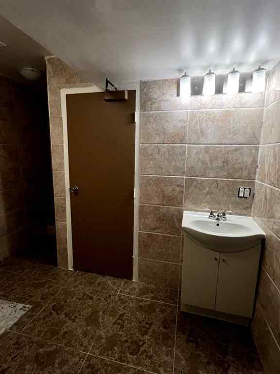 MLS® A2258413 - 4419 55 Street  in Woodlea Red Deer, Commercial