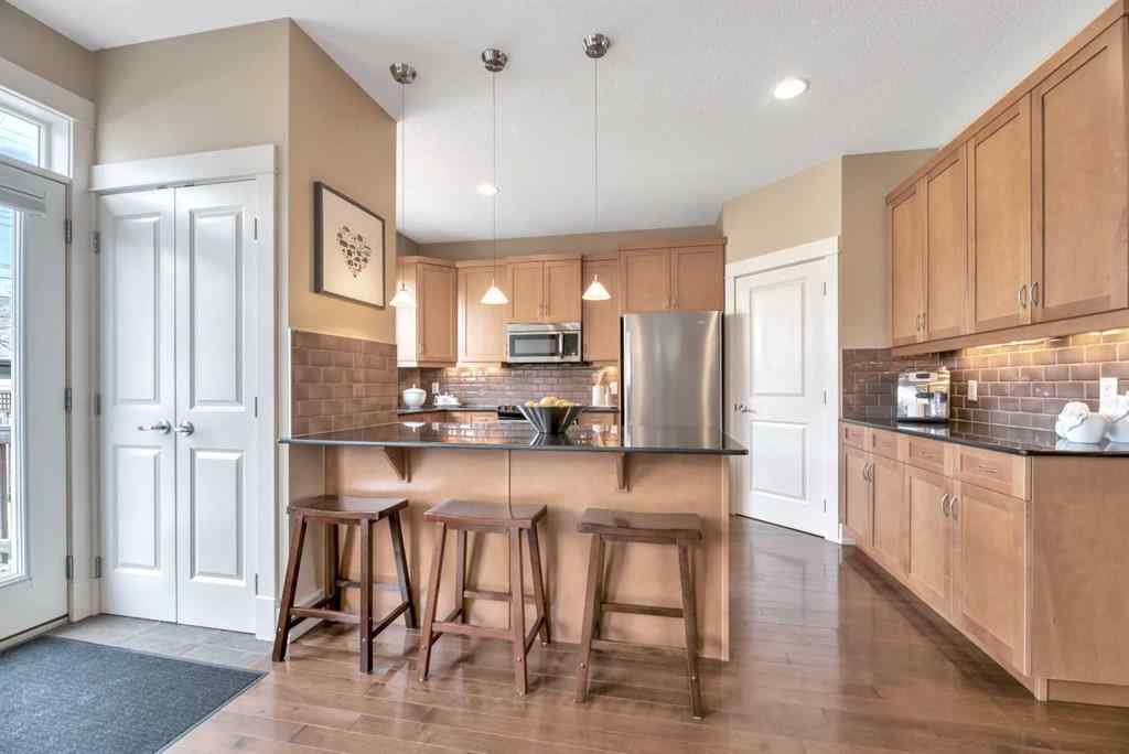 MLS® A2258415 - 1410 11 Avenue SE in Inglewood Calgary, Residential
