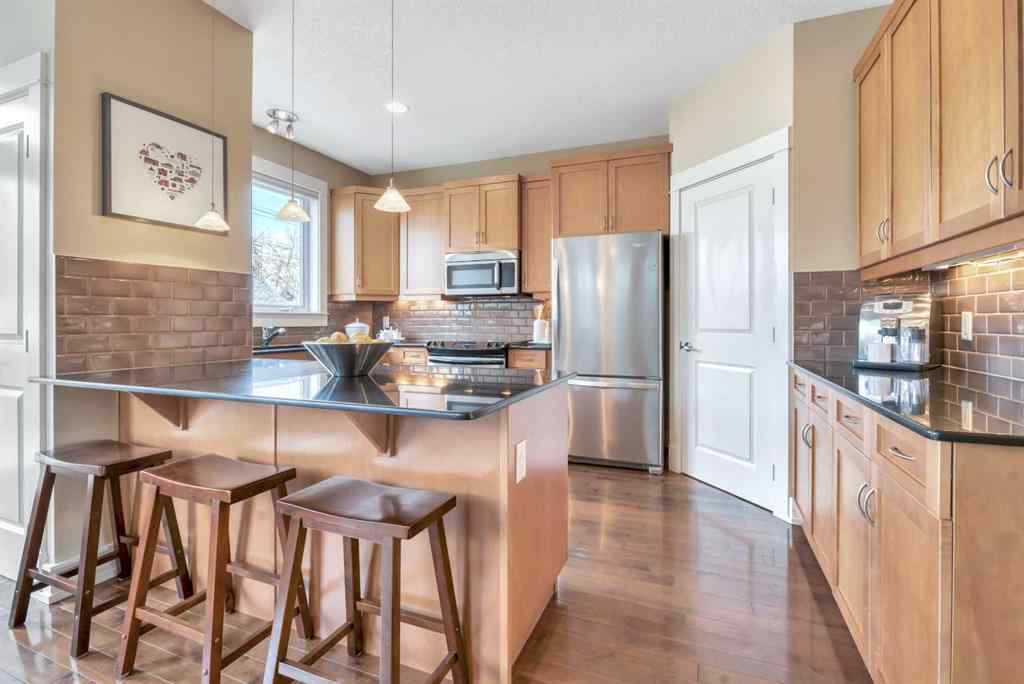 MLS® A2258415 - 1410 11 Avenue SE in Inglewood Calgary, Residential