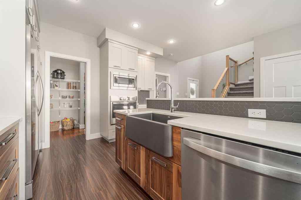 MLS® A2258416 - 649 Aquitania Boulevard W in Garry Station Lethbridge, Residential