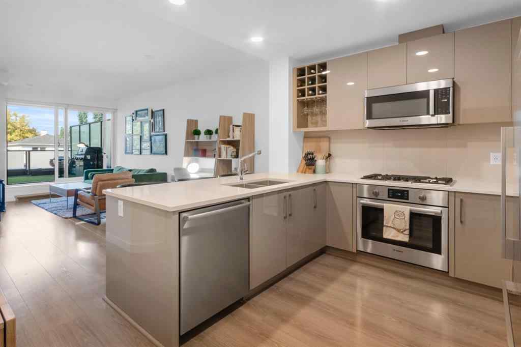 MLS® A2258419 - Unit #211 301 10 Street NW in Hillhurst Calgary, Residential