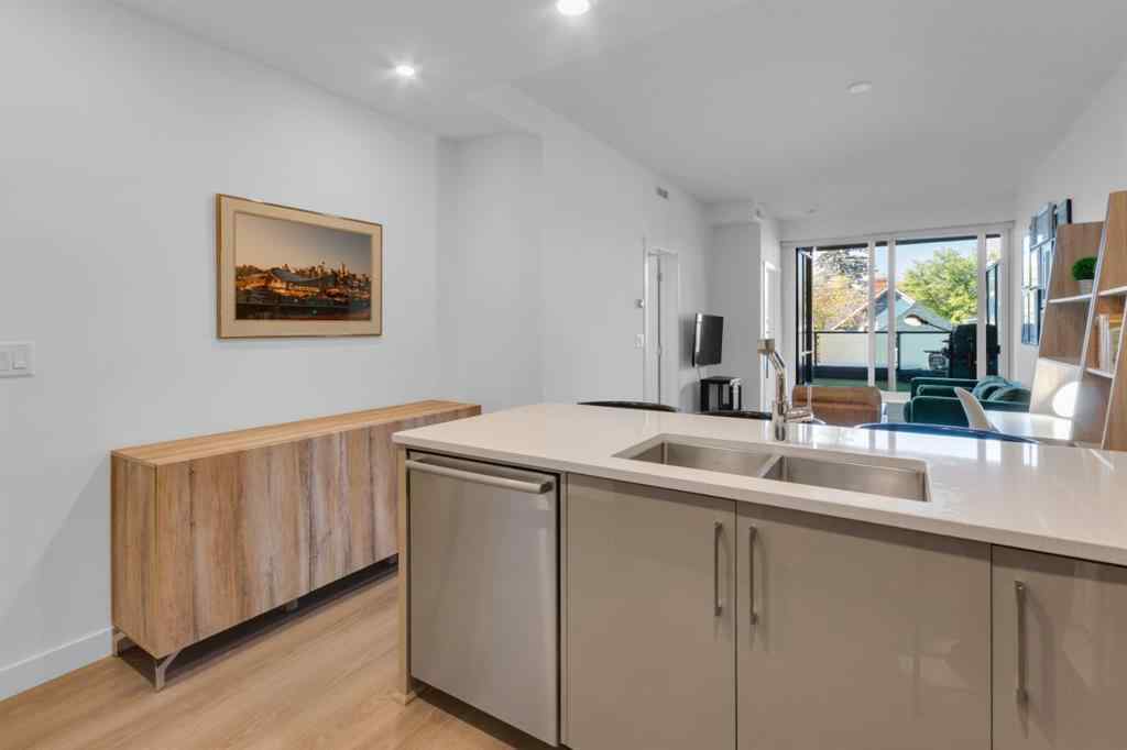 MLS® A2258419 - Unit #211 301 10 Street NW in Hillhurst Calgary, Residential