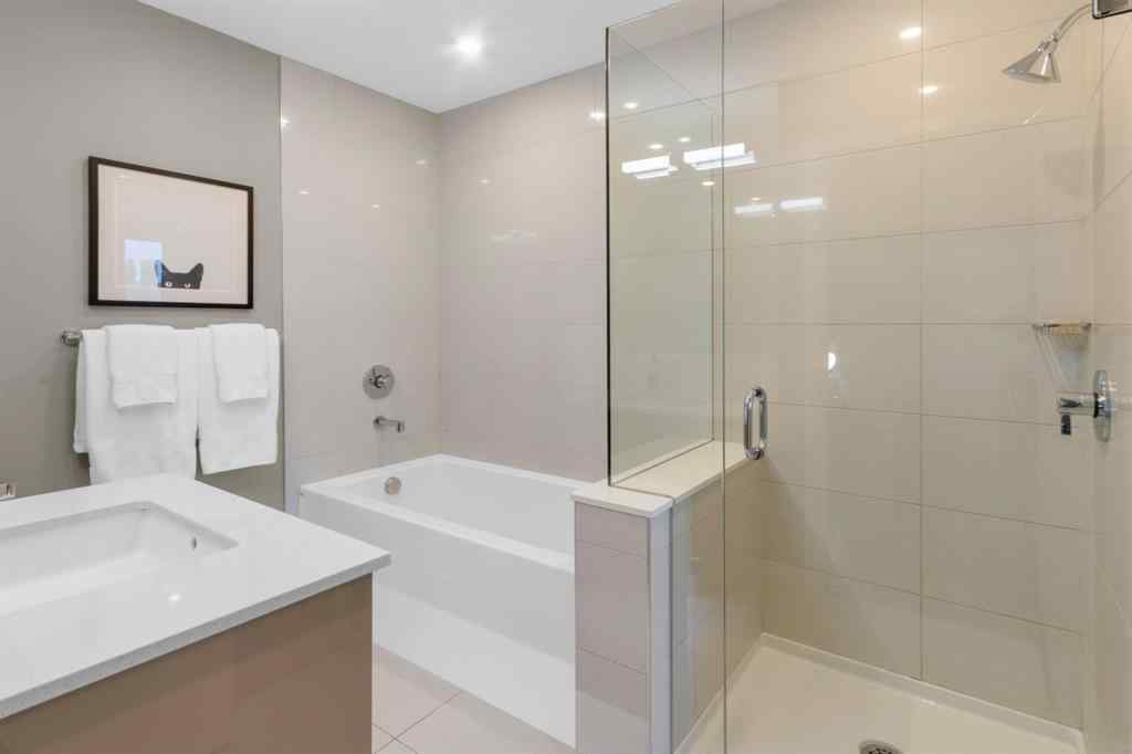 MLS® A2258419 - Unit #211 301 10 Street NW in Hillhurst Calgary, Residential