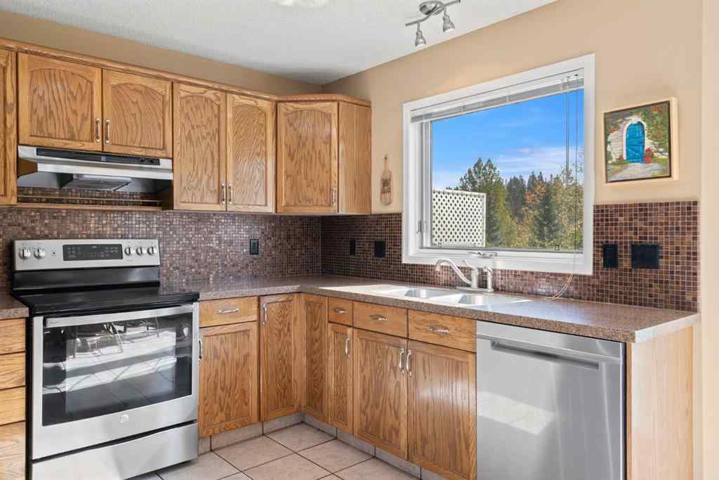 MLS® A2258426 - 112 Riverview Circle  in Riverview Cochrane, Residential