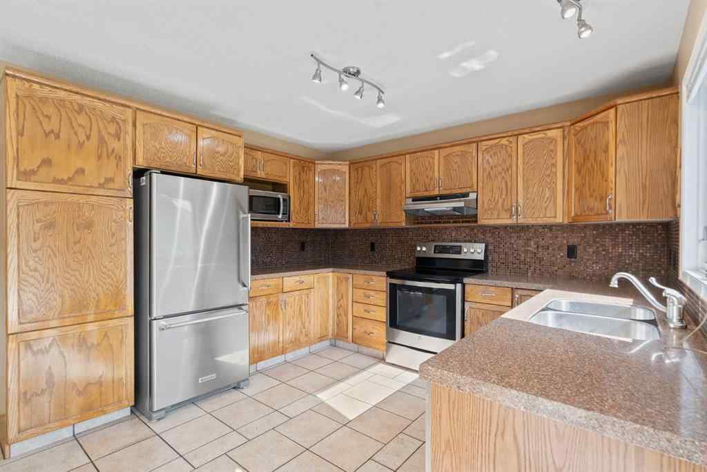 MLS® A2258426 - 112 Riverview Circle  in Riverview Cochrane, Residential