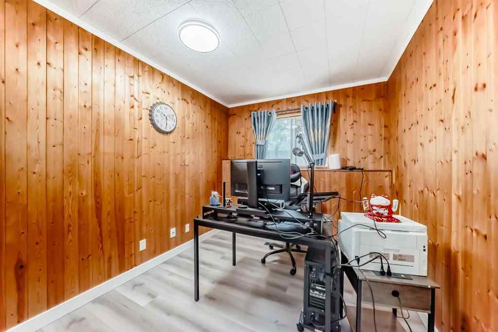 MLS® A2258427 - 1235 Sandpiper Road NW in Sandstone Valley Calgary, Residential