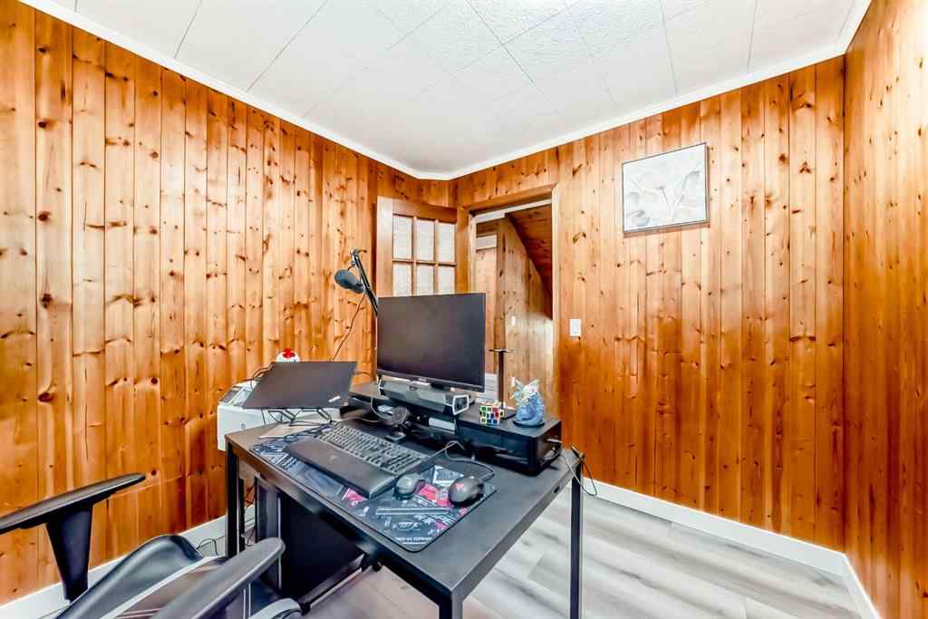 MLS® A2258427 - 1235 Sandpiper Road NW in Sandstone Valley Calgary, Residential