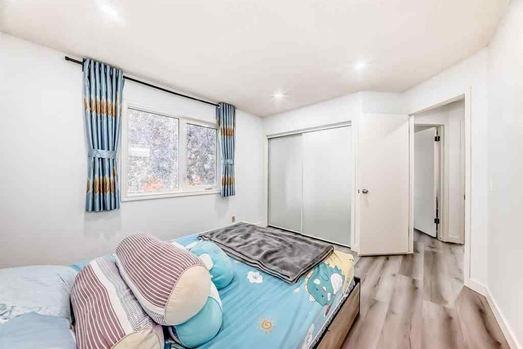 MLS® A2258427 - 1235 Sandpiper Road NW in Sandstone Valley Calgary, Residential