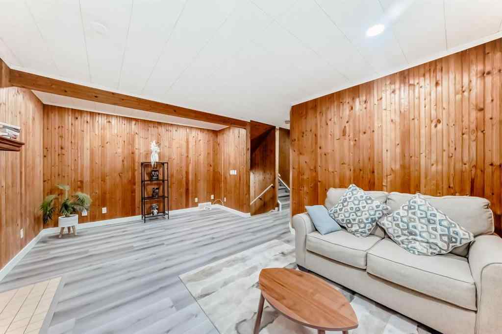 MLS® A2258427 - 1235 Sandpiper Road NW in Sandstone Valley Calgary, Residential