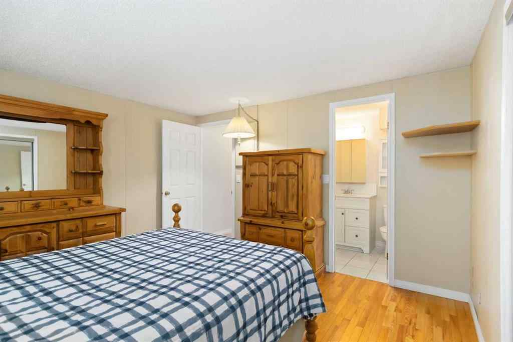 MLS® A2258430 - 129 Tamarack Way  in Thickwood Fort McMurray, Residential