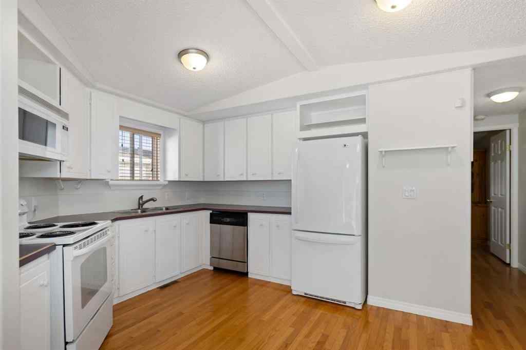 MLS® A2258430 - 129 Tamarack Way  in Thickwood Fort McMurray, Residential