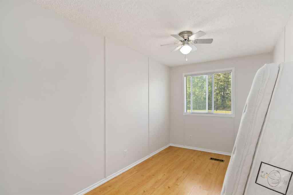 MLS® A2258430 - 129 Tamarack Way  in Thickwood Fort McMurray, Residential