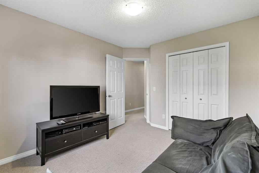 MLS® A2258431 - 181 Everridge Drive SW in Evergreen Calgary, Residential