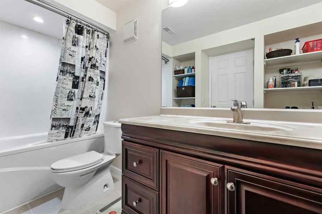 MLS® A2258431 - 181 Everridge Drive SW in Evergreen Calgary, Residential