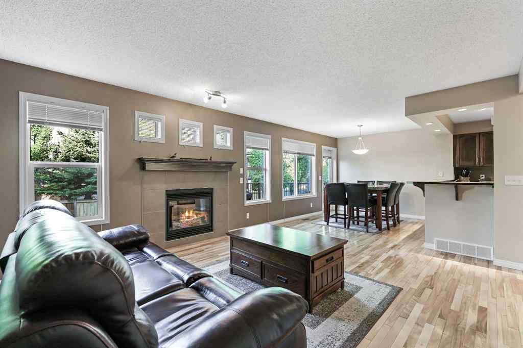 MLS® A2258431 - 181 Everridge Drive SW in Evergreen Calgary, Residential