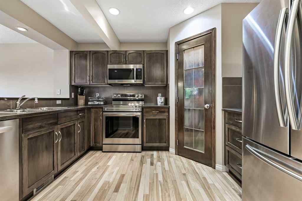 MLS® A2258431 - 181 Everridge Drive SW in Evergreen Calgary, Residential