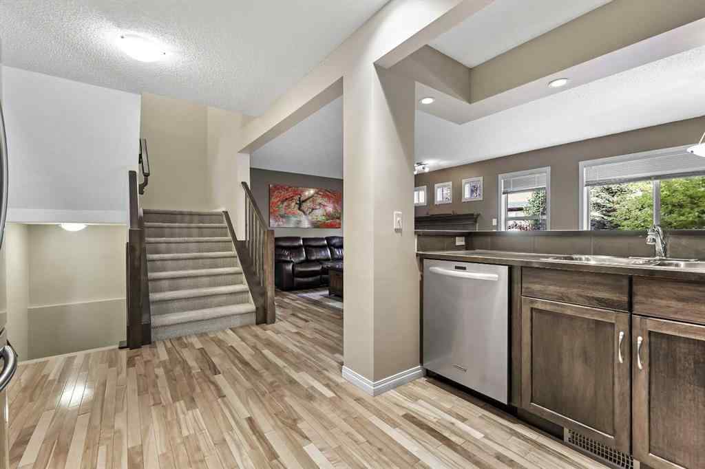 MLS® A2258431 - 181 Everridge Drive SW in Evergreen Calgary, Residential