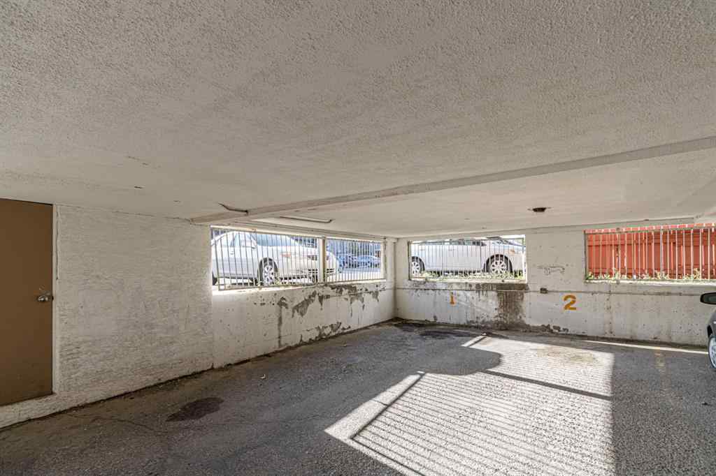 MLS® A2258434 - Unit #1 6827 Centre Street NW in Huntington Hills Calgary, Residential