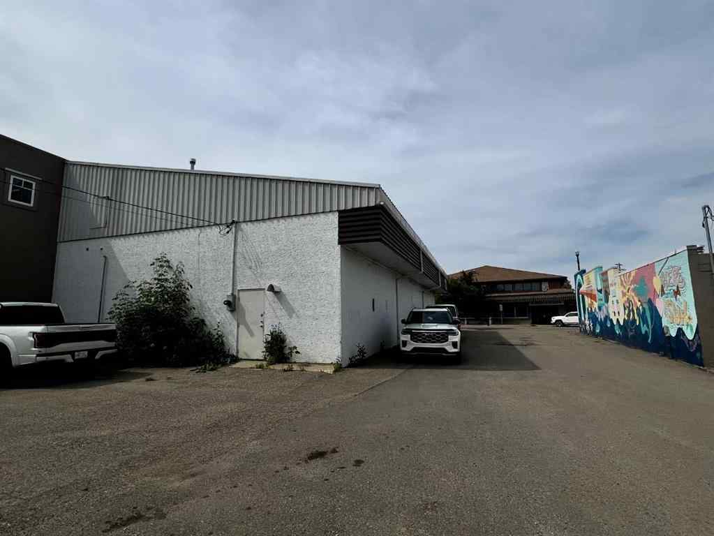 MLS® A2258436 - 5031 50 Street  in Downtown Sylvan Lake, Commercial