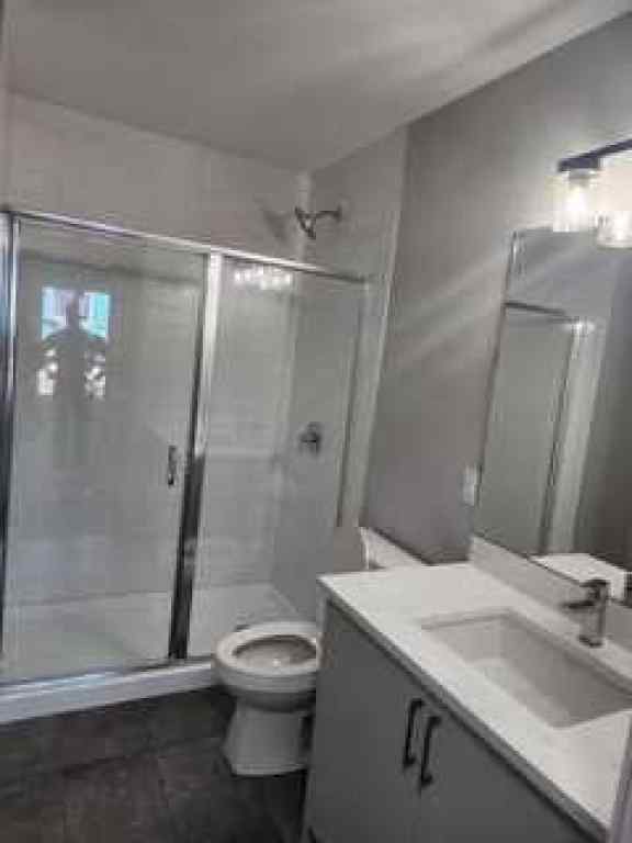 MLS® A2258441 - 142 SOVEREIGN Common SW in Shaganappi Calgary, Rental