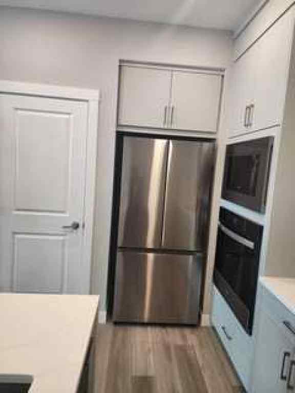 MLS® A2258441 - 142 SOVEREIGN Common SW in Shaganappi Calgary, Rental