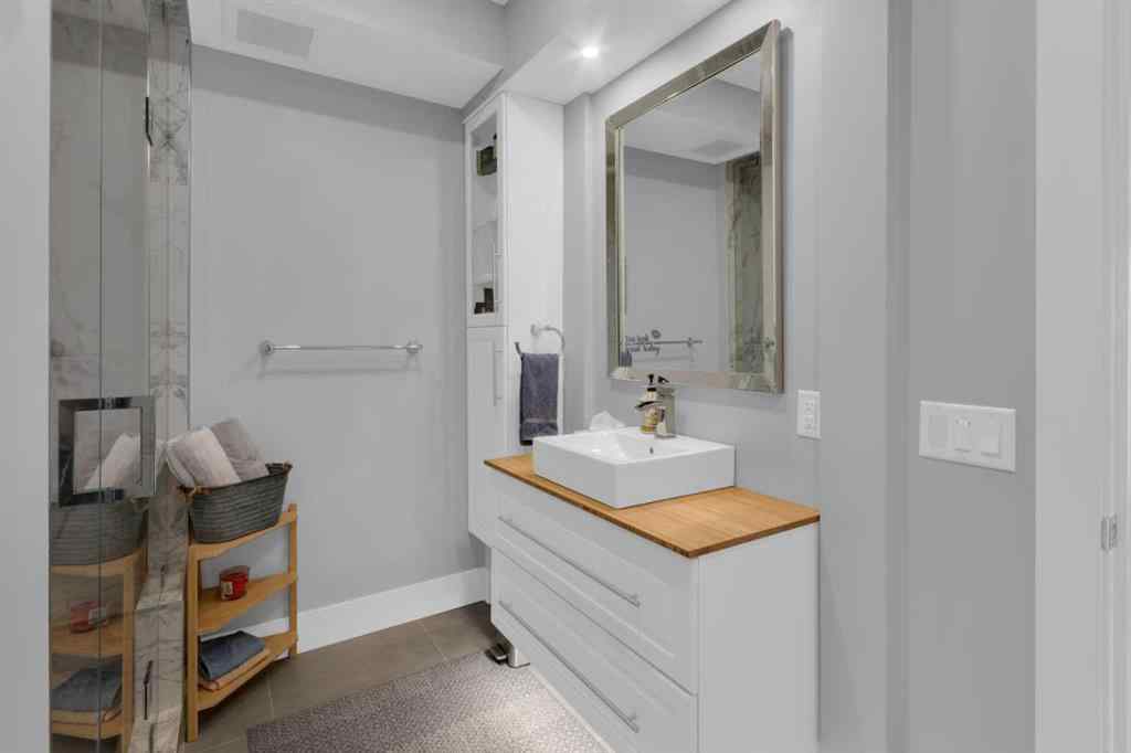 MLS® A2258453 - 52 Val Gardena Court SW in Springbank Hill Calgary, Residential