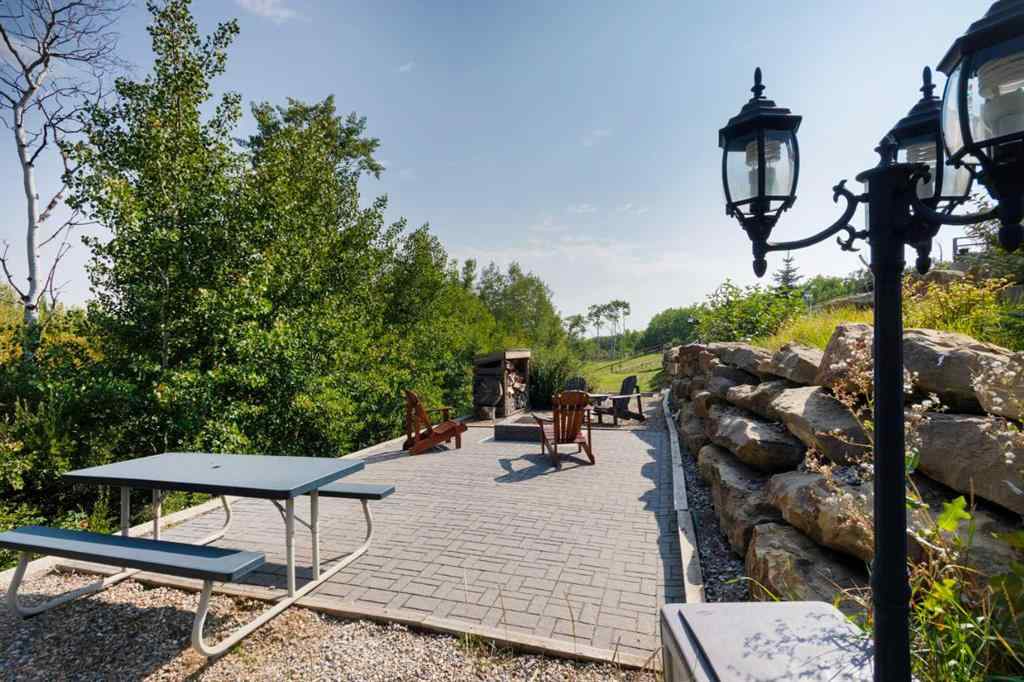MLS® A2258453 - 52 Val Gardena Court SW in Springbank Hill Calgary, Residential