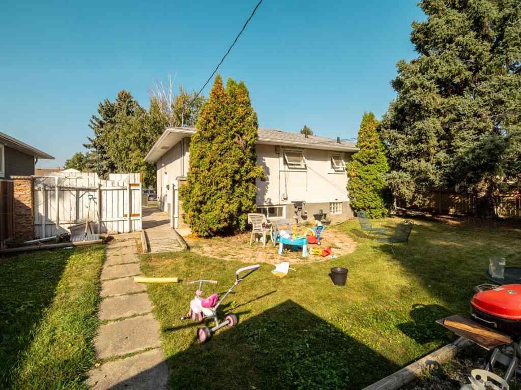MLS® A2258459 - 1131 28A Street S in Lakeview Lethbridge, Residential