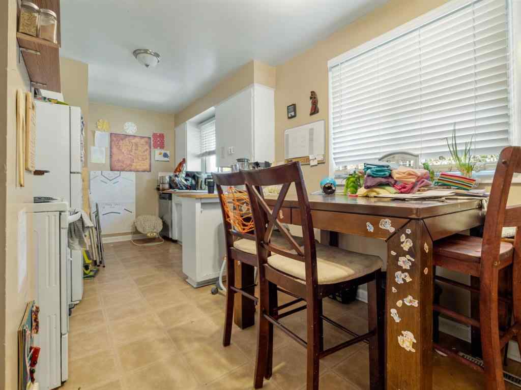 MLS® A2258459 - 1131 28A Street S in Lakeview Lethbridge, Residential