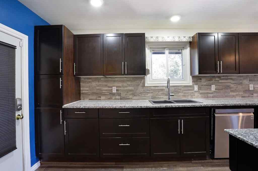 MLS® A2258460 - 535 2A Avenue W in West End Brooks, Residential