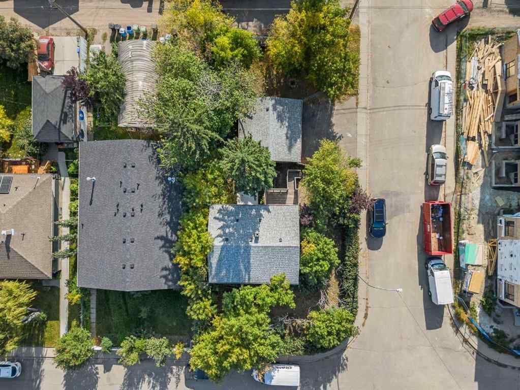 MLS® A2258465 - 8039 36 Avenue NW in Bowness Calgary, Residential