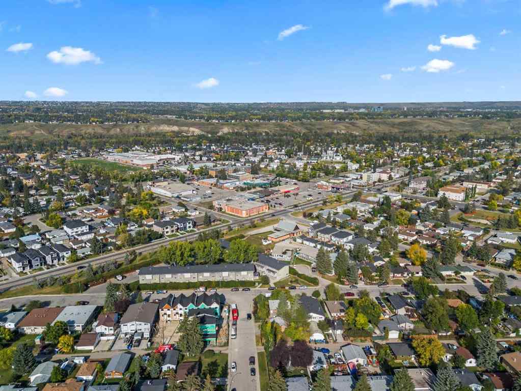 MLS® A2258465 - 8039 36 Avenue NW in Bowness Calgary, Residential