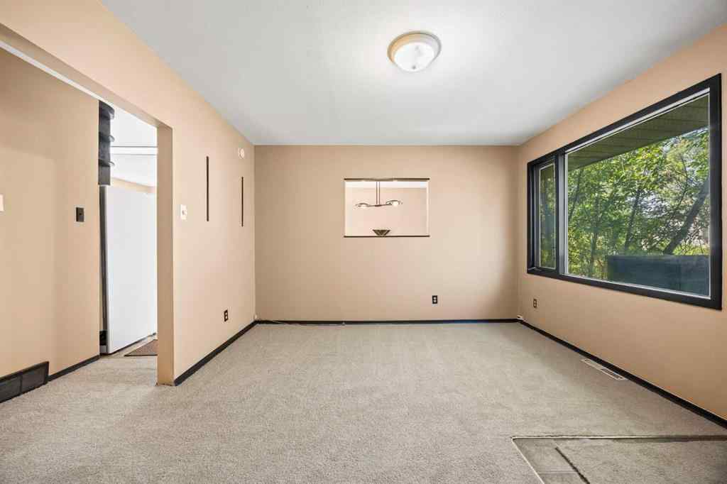 MLS® A2258465 - 8039 36 Avenue NW in Bowness Calgary, Residential