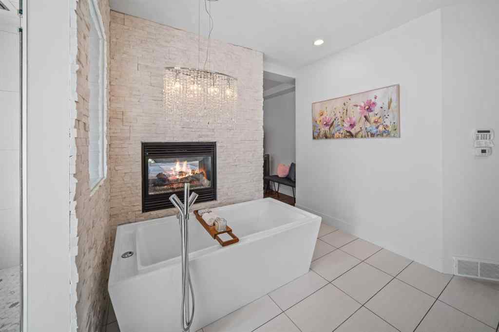 MLS® A2258471 - 171 Slopeview Drive SW in Springbank Hill Calgary, Residential