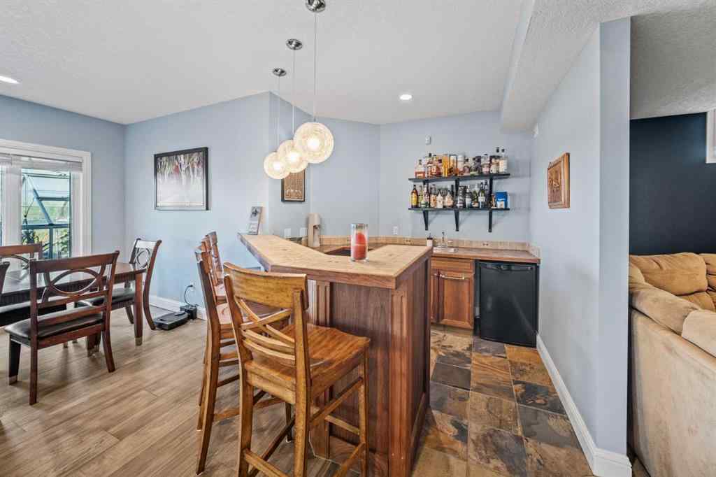 MLS® A2258471 - 171 Slopeview Drive SW in Springbank Hill Calgary, Residential
