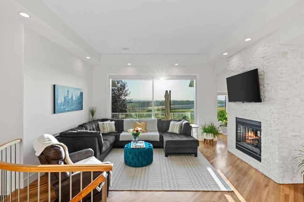 MLS® A2258471 - 171 Slopeview Drive SW in Springbank Hill Calgary, Residential