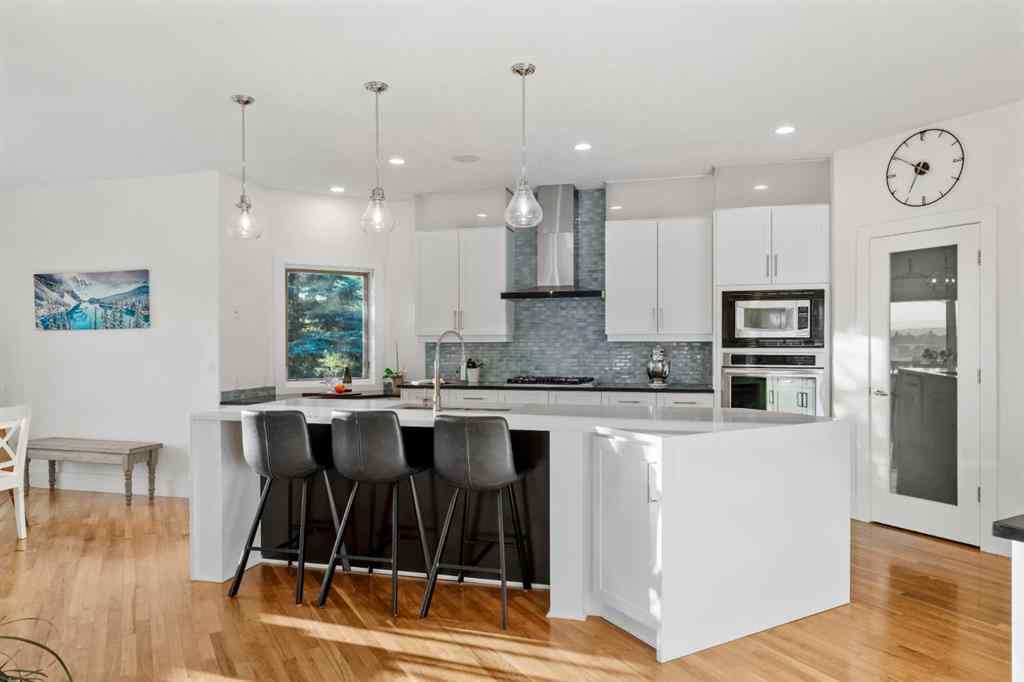 MLS® A2258471 - 171 Slopeview Drive SW in Springbank Hill Calgary, Residential