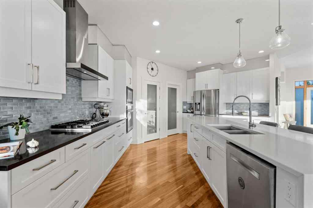 MLS® A2258471 - 171 Slopeview Drive SW in Springbank Hill Calgary, Residential