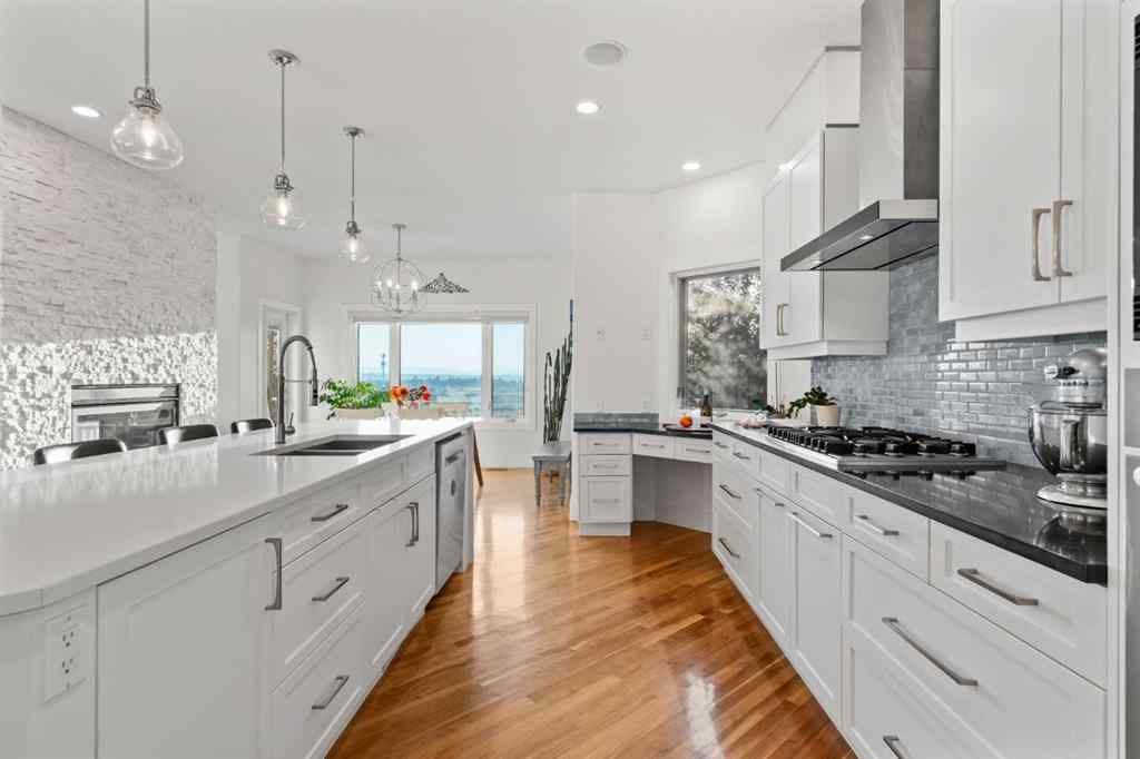 MLS® A2258471 - 171 Slopeview Drive SW in Springbank Hill Calgary, Residential