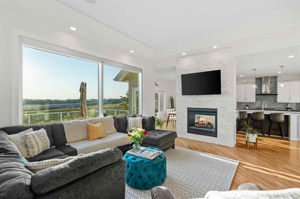 MLS® A2258471 - 171 Slopeview Drive SW in Springbank Hill Calgary, Residential