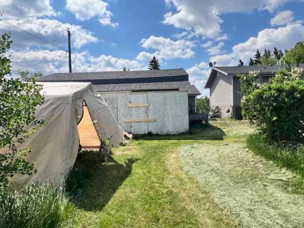 MLS® A2258477 - 6 1 Avenue  in Round Hill Round Hill, Residential